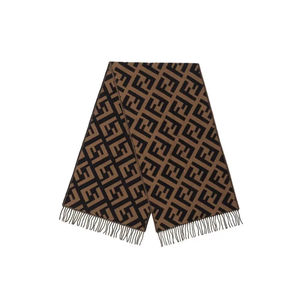 全新未使用 FENDI/芬迪 FENDI/芬迪 安洁利田哥围巾/QX