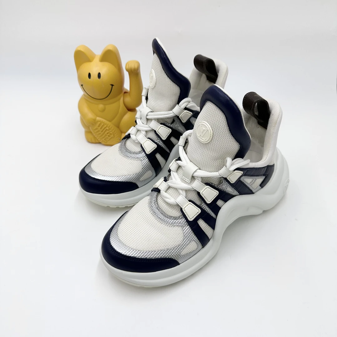 Lv/36.5码/白蓝条纹拼接老爹鞋/97新