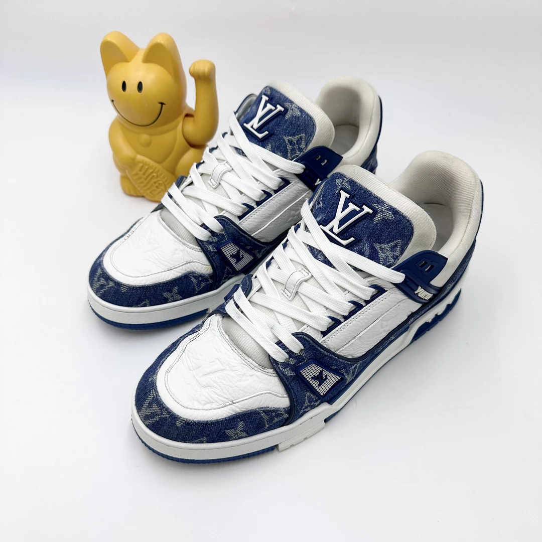 Lv/42.5码/白蓝牛仔满印Trainer板鞋/95新