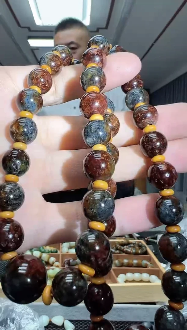 【闪购商品】岫岩河磨玉（透闪石质玉）手串未镶嵌手持