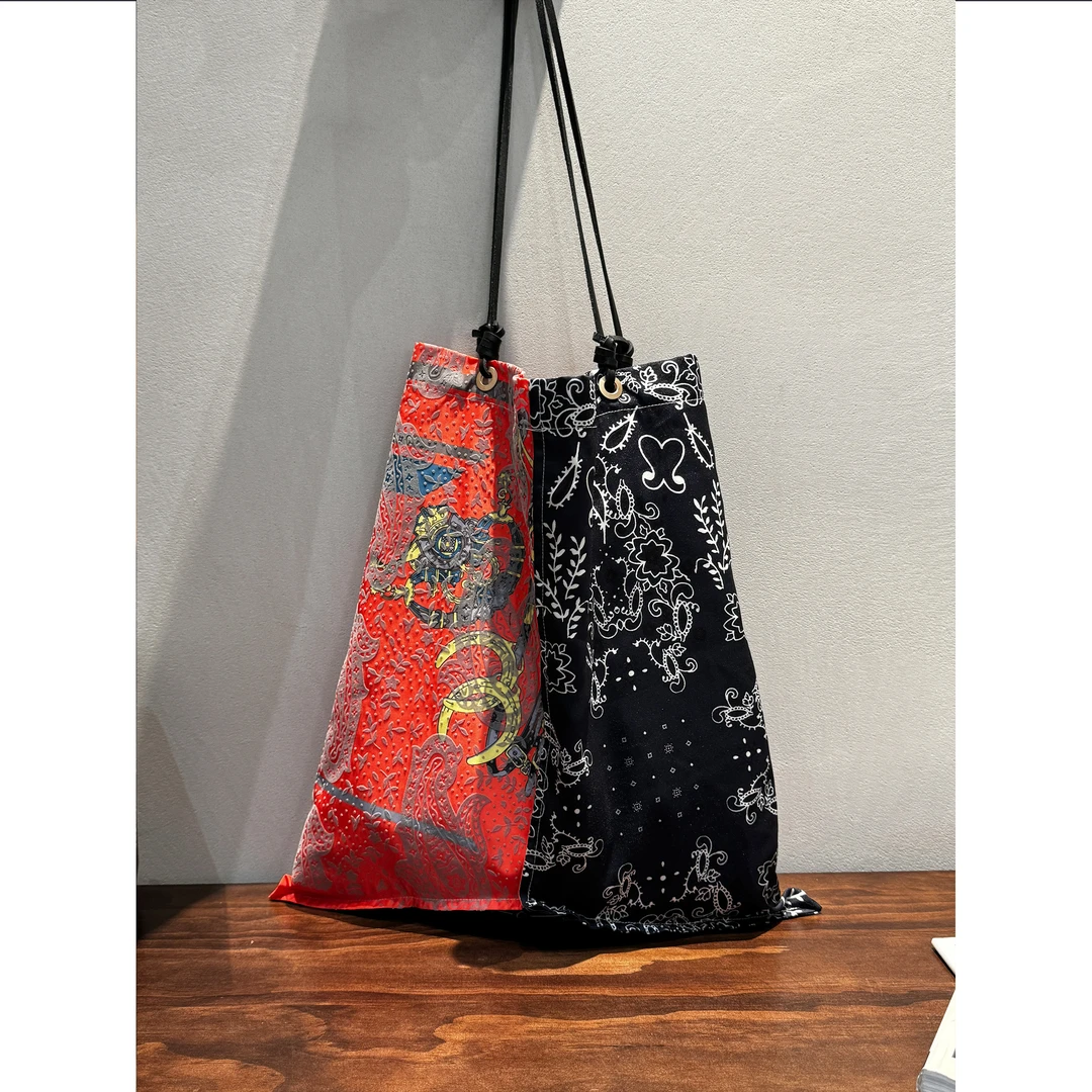 浪清/女装推荐 克里斯红蓝双拼图案包