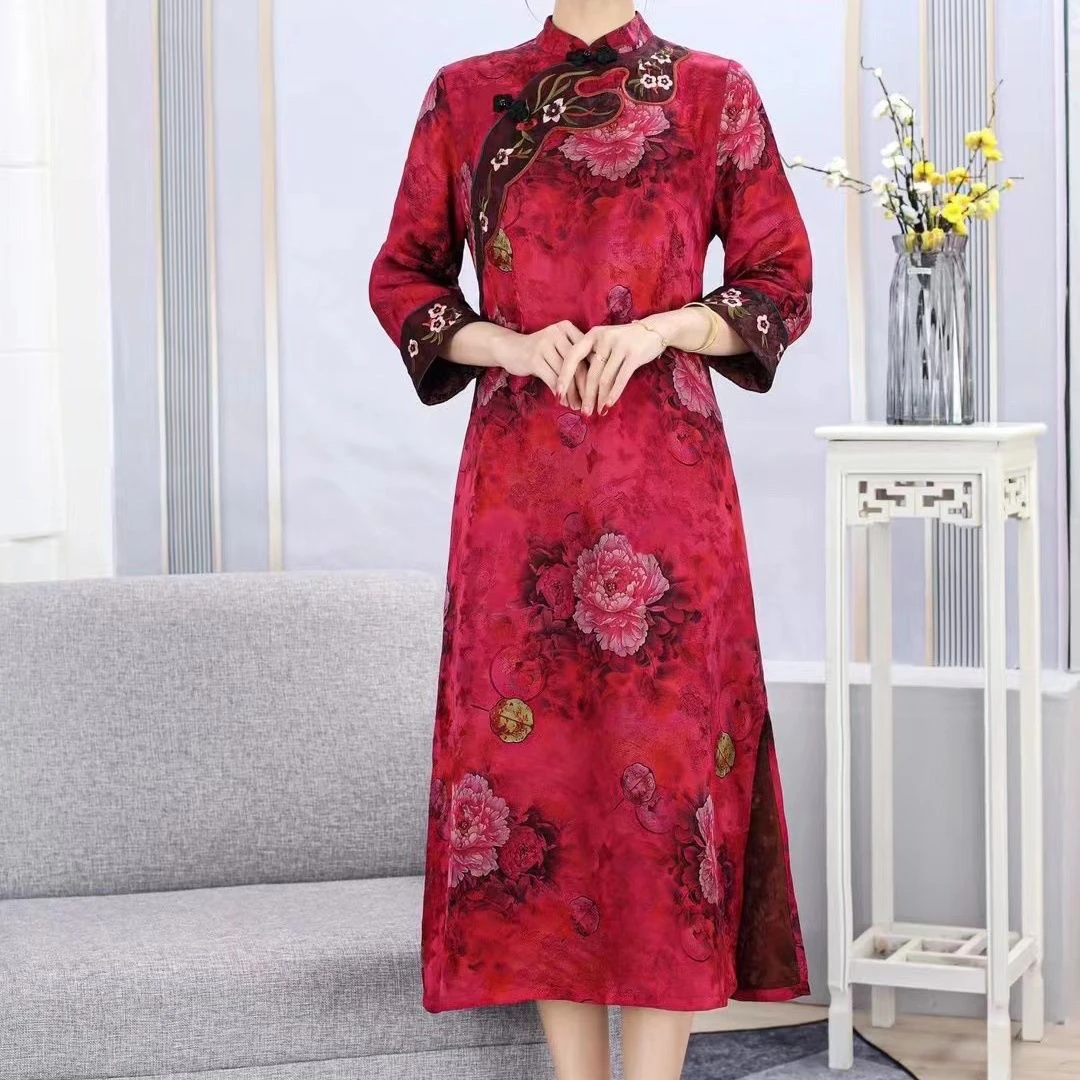 气质国风刺绣中袖中长款连衣裙7296