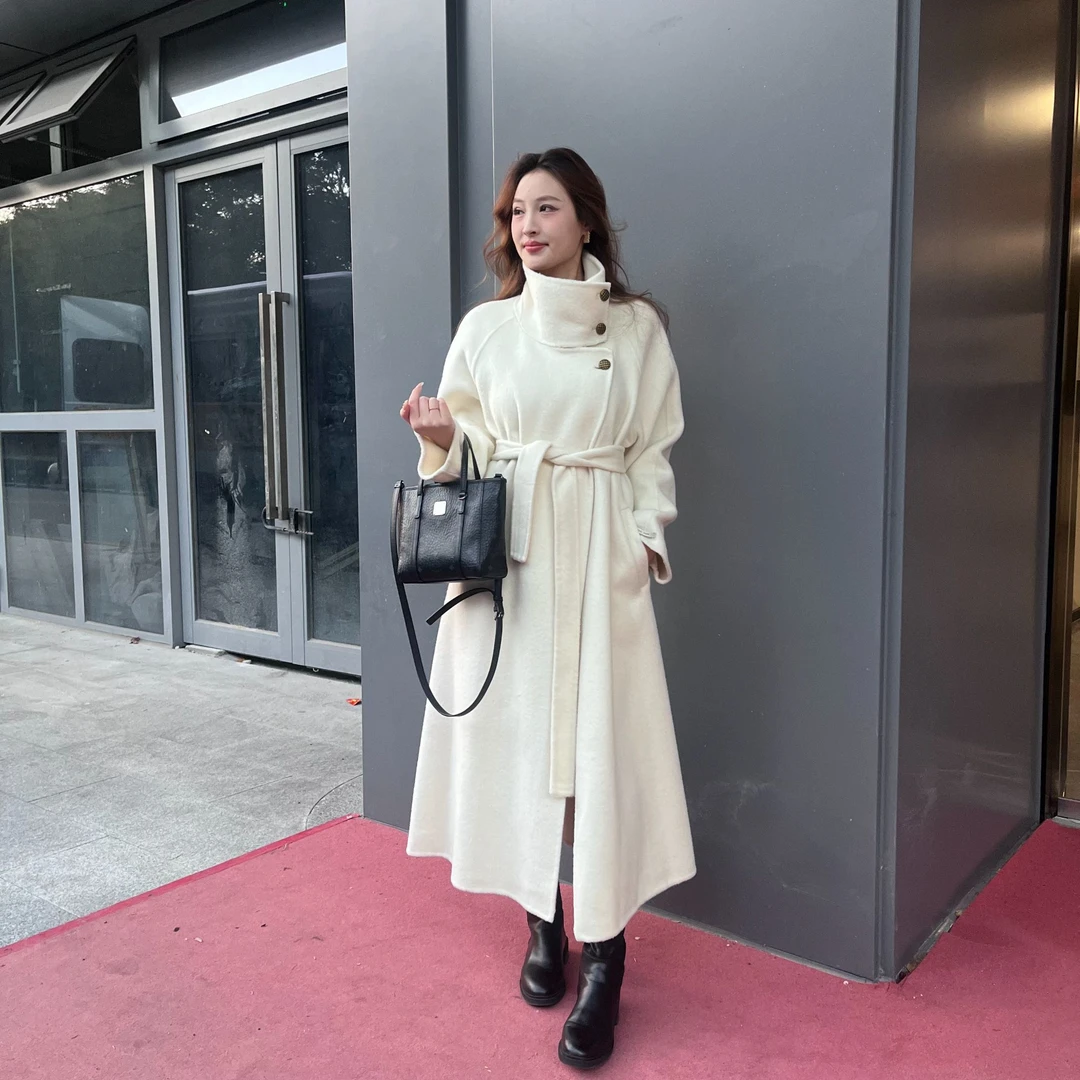 新款气质赫本风外套女秋冬别致设计款烟囱领优雅长款大衣#2676