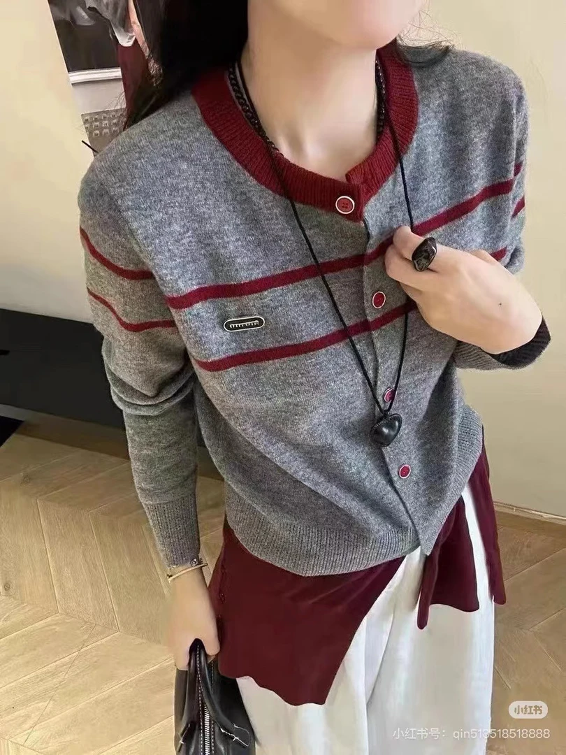 XR家欧货早秋款针织衫