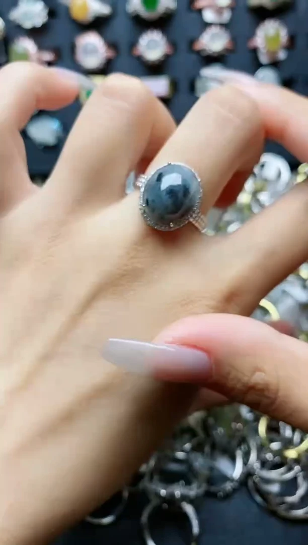 【闪购商品】翡翠戒指银S925镶嵌天然翡翠女戒