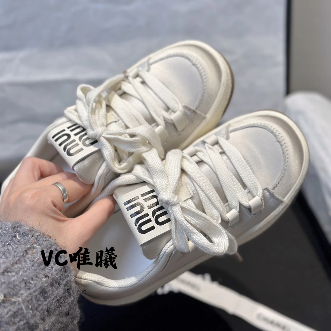 VC唯曦｜高级感MIU风绸缎面休闲板鞋小众圆头低帮百搭休闲鞋