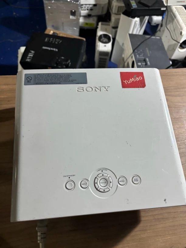 9新 Sony/索尼 二手 Sony 投影仪 运费自理