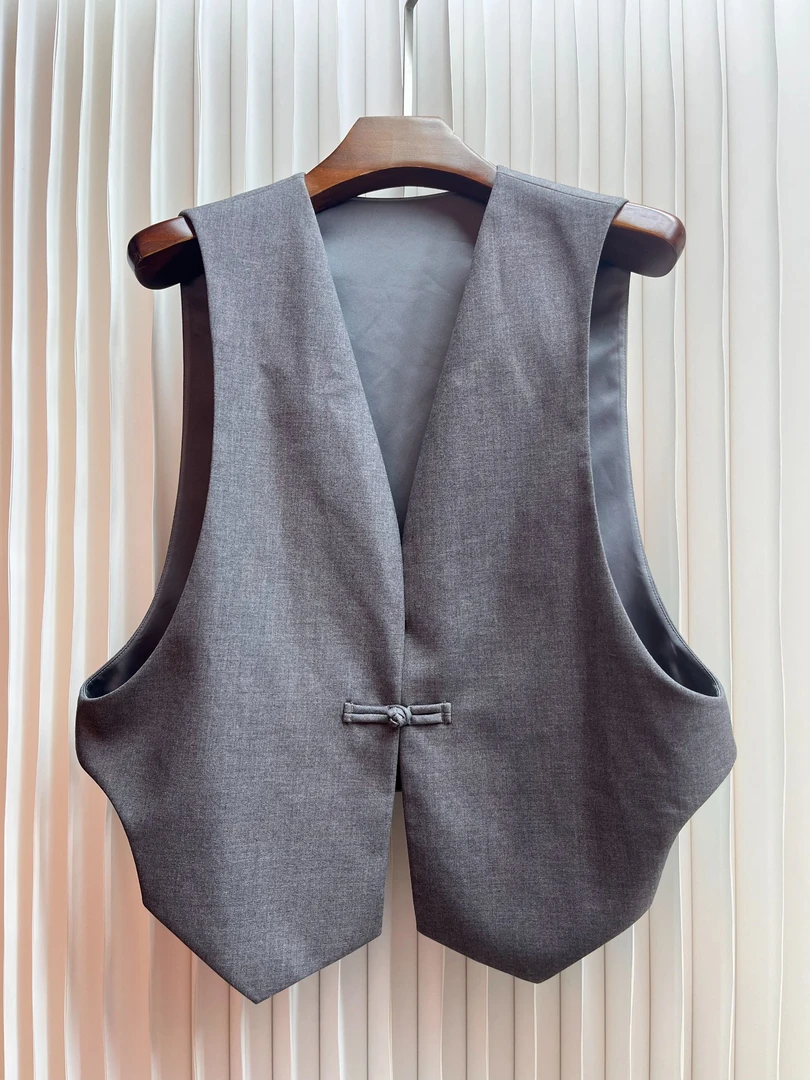 马甲无袖春典雅英伦风西装2024新款马夹坎肩
