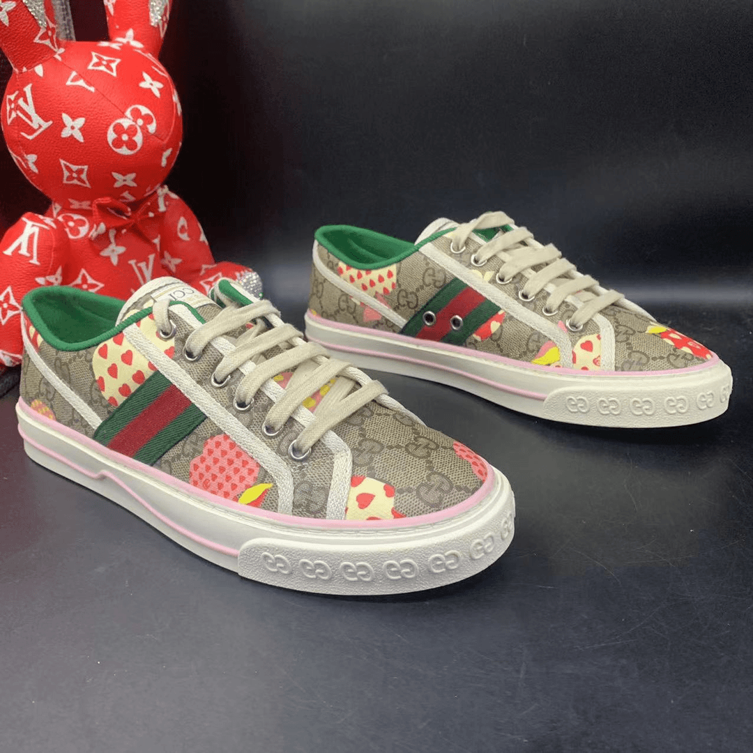 【二奢特惠】古驰/GUCCI 38欧码 男士时尚休闲苹果印花1977板鞋ddm