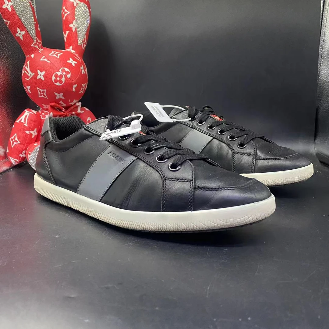 【AO折扣】Prada/普拉达 43欧码 男士时尚黑灰配色休闲低帮板鞋