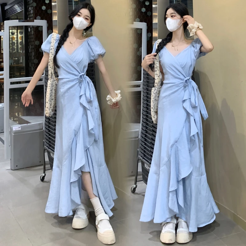 大码V领荷叶边一片式连衣裙女蓝色泡泡袖显瘦开叉连衣裙子