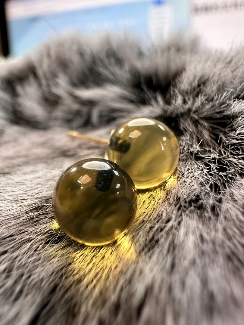 【马漂亮严选】琥珀蓝珀7mm耳钉SDTP3634（多样性发其一）