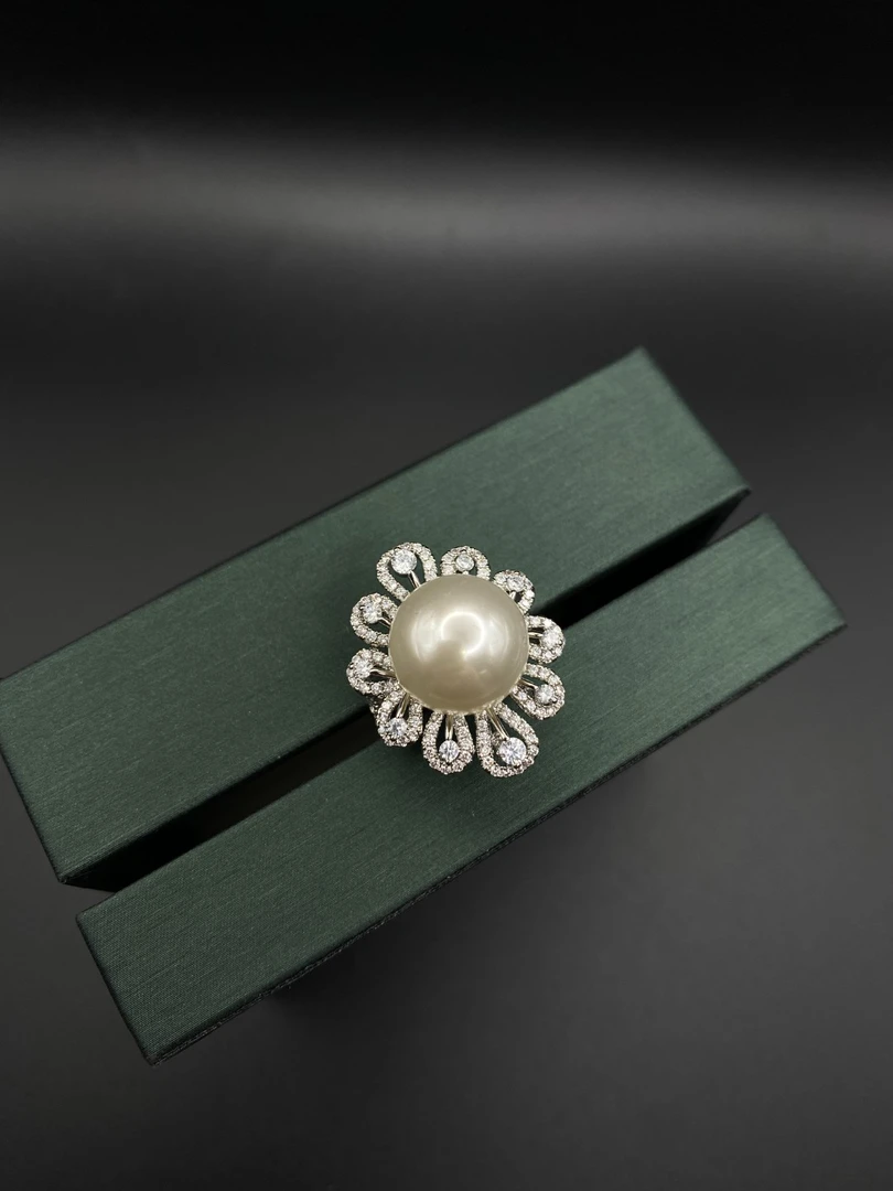 铜合金合成锆石戒指 ZSS-1092 戒指轻奢气质镶嵌