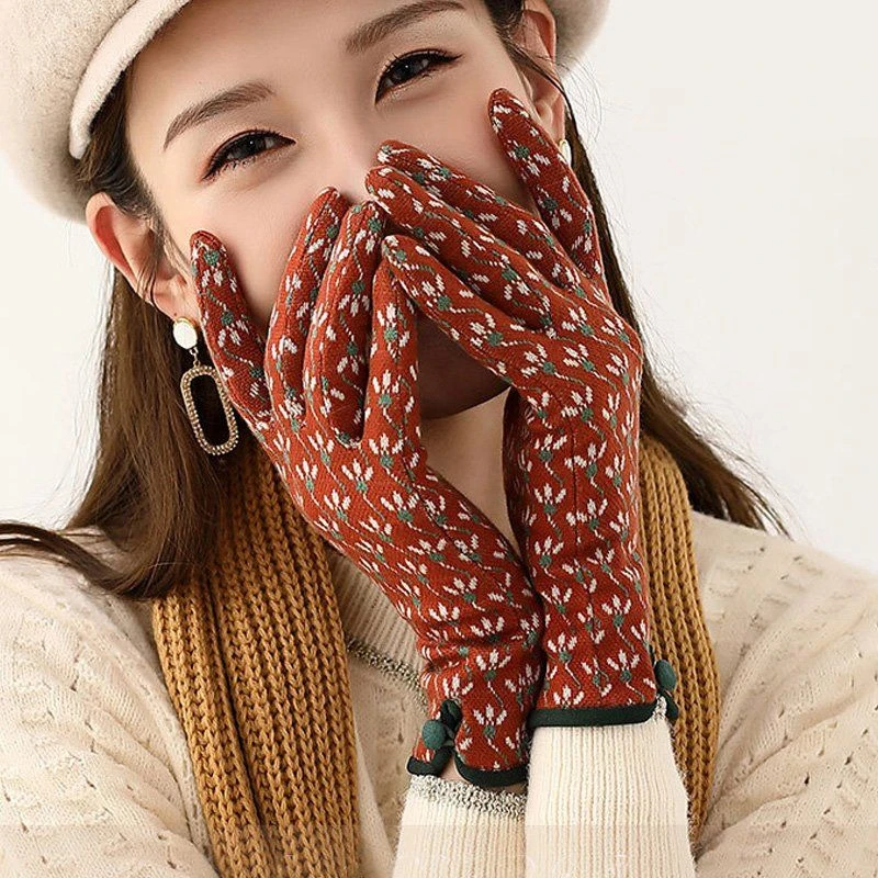 手套女秋冬天薄款触屏保暖防风寒骑行开车百搭韩版可爱学生秋季