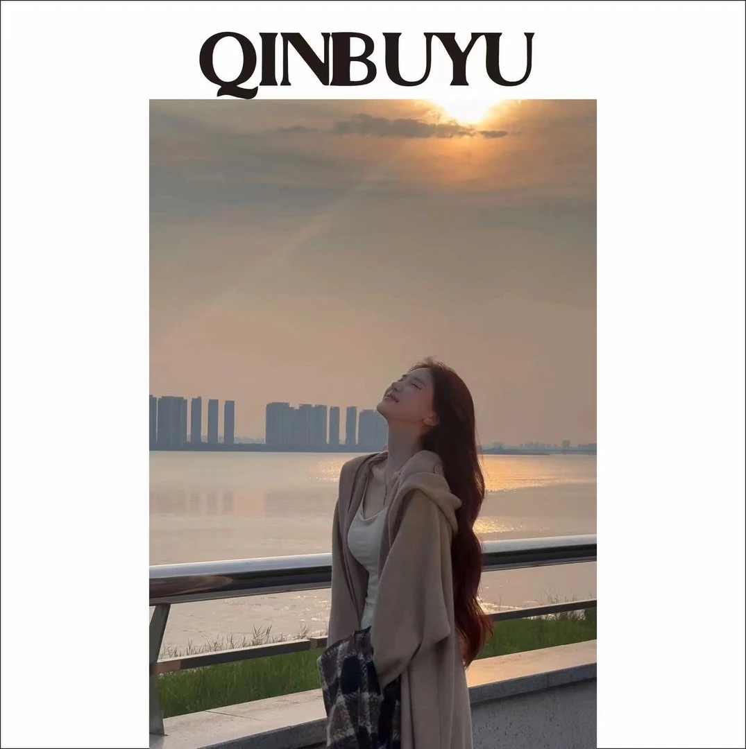 【秋日来信】09早秋装毛衣显瘦休闲宽松连帽加厚休闲中长款毛衣女