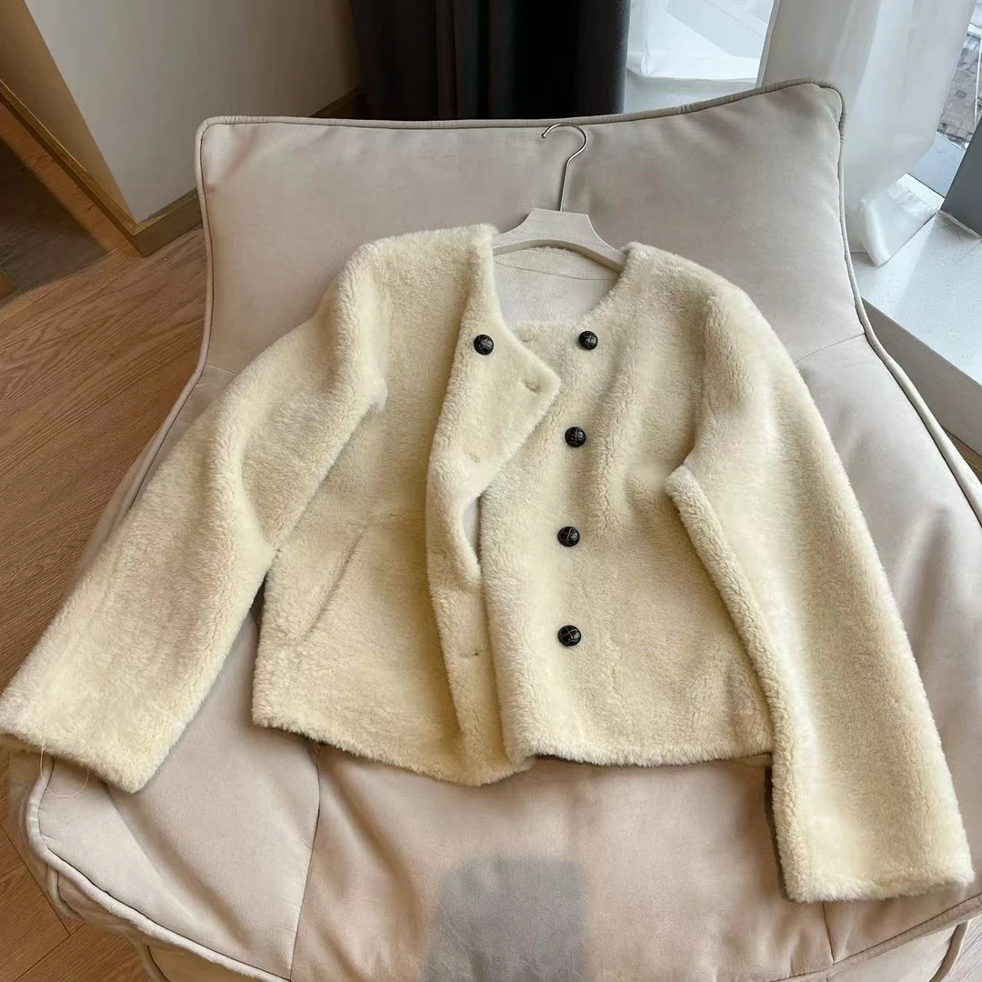 慧子推荐【可可西里】秋冬韩版宽松时尚短款外套皮毛一体Q3327