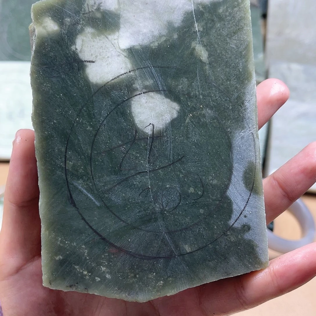 和田玉定制手镯未镶嵌