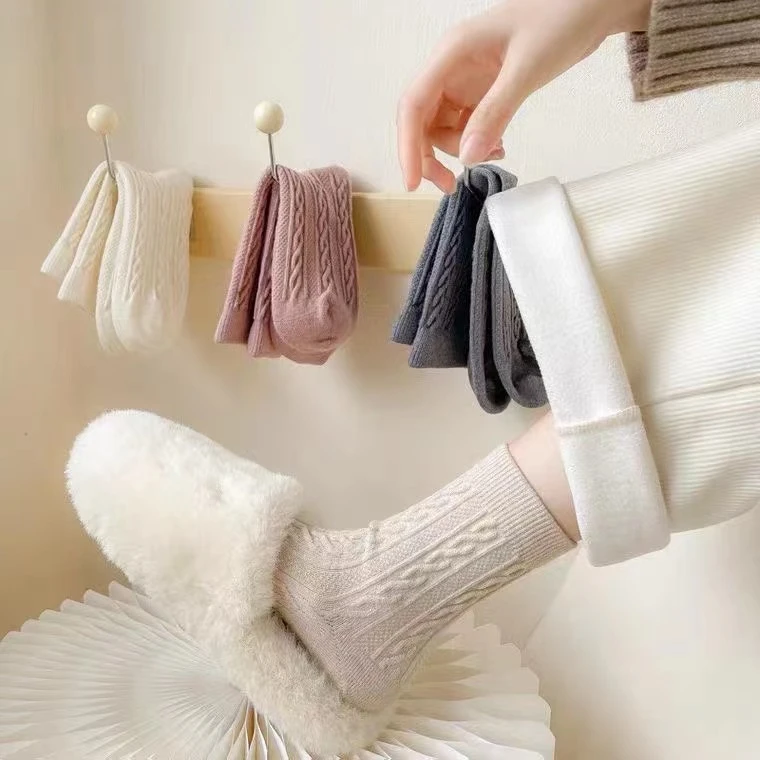 【4双】羊绒麻花袜子居家加厚中筒网红保暖百搭外穿毛绒秋冬