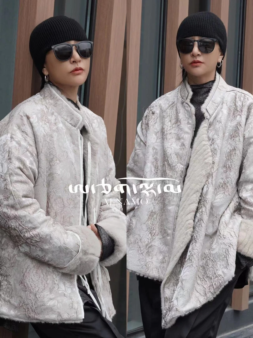 AJ-NAMO原创设计米白色浮雕玫瑰暗纹双面穿对襟/斜襟外套