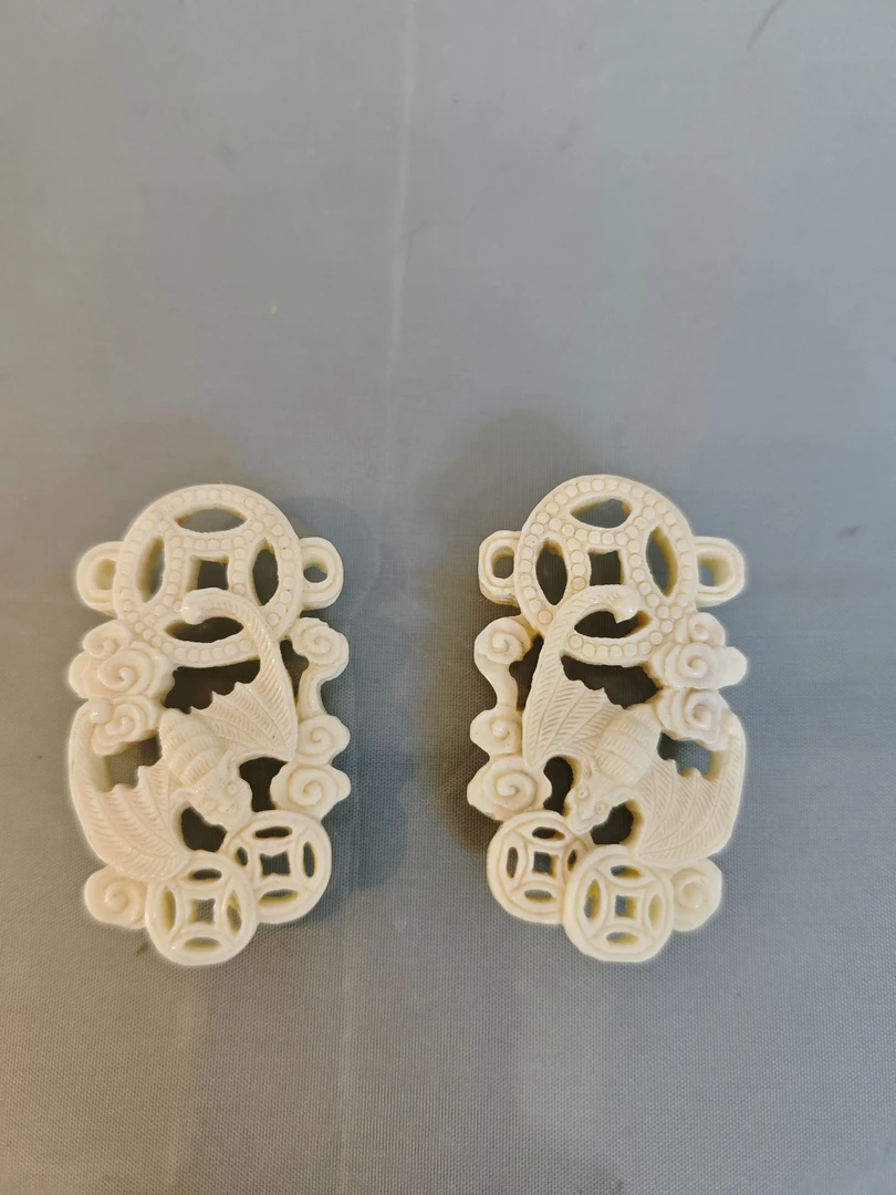 鸟笼配件顶山九十年代纯手工骨雕福在眼前卡3枝外宽3.2高5.5CM