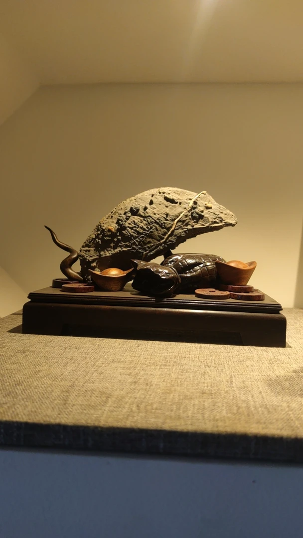 灵璧石精品摆件，值得拥有，观赏性高，不要错过