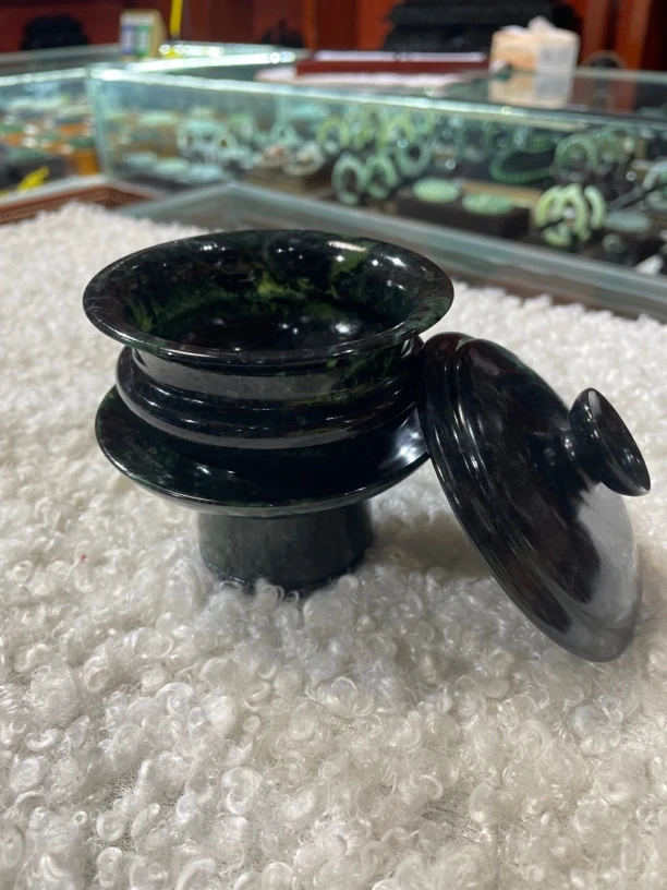 仁布玉石茶杯  僧人茶杯