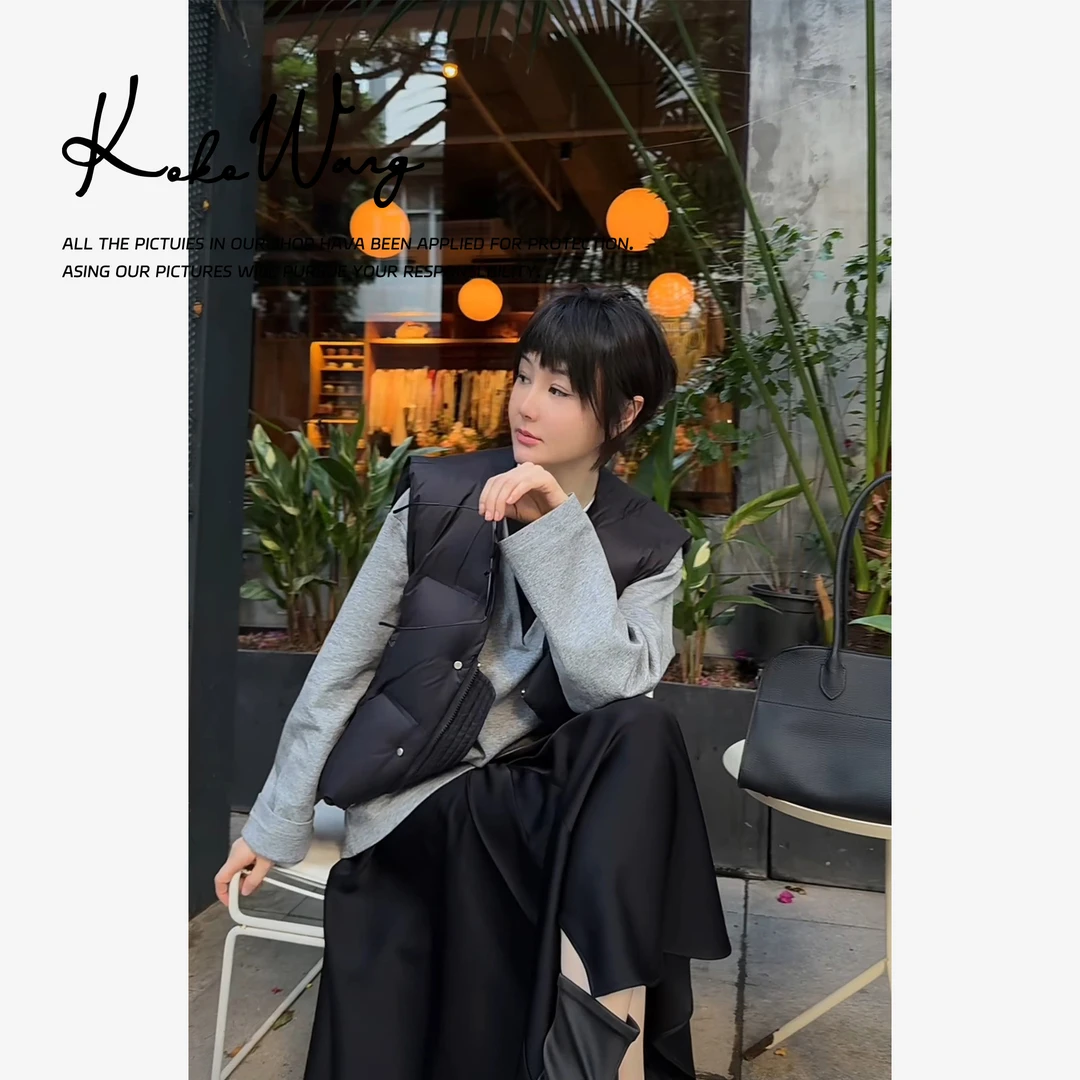 KOKO WANG小众V领龟背短款面包服鹅绒马夹541794J13W60