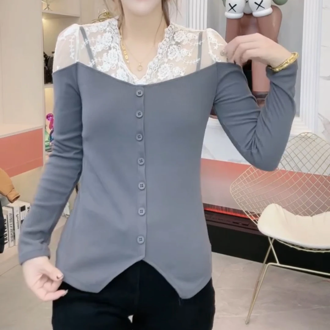 808款女士蕾丝拼接长袖T恤时尚百搭设计感打底衫