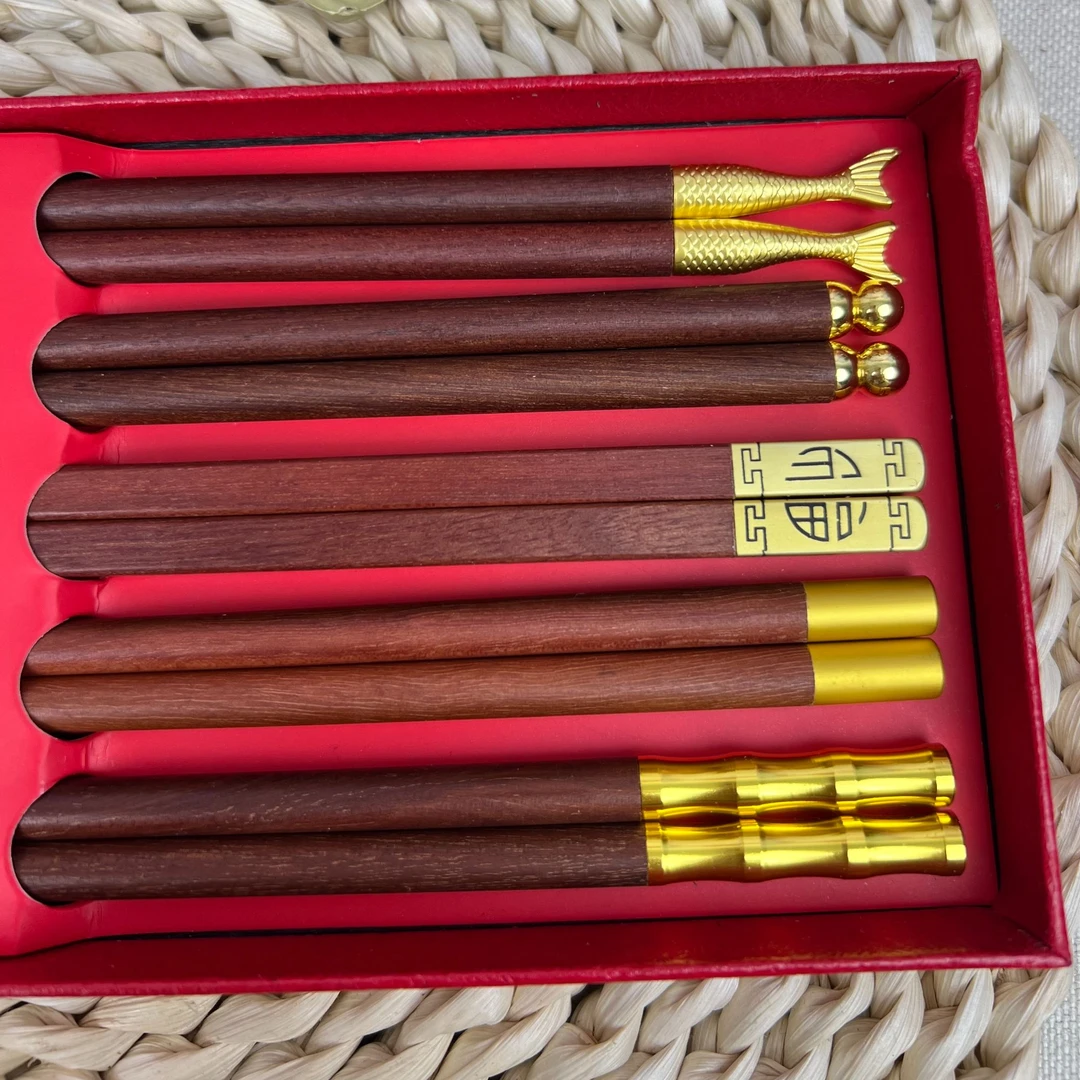 新款实木筷子家用一人一筷鸡翅木红檀木抗菌防霉高端礼盒装分餐筷