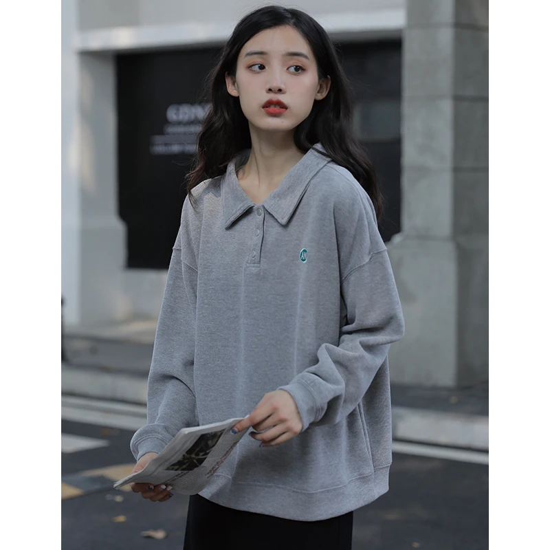 安小落长袖卫衣女春冬宽松慵懒风字母标签刺绣Polo翻领套头上衣服