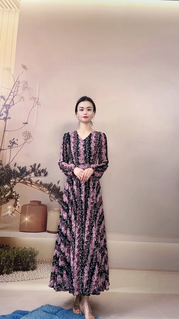 新款波西米亚连衣裙修身显瘦36-250A粉黑底拼接