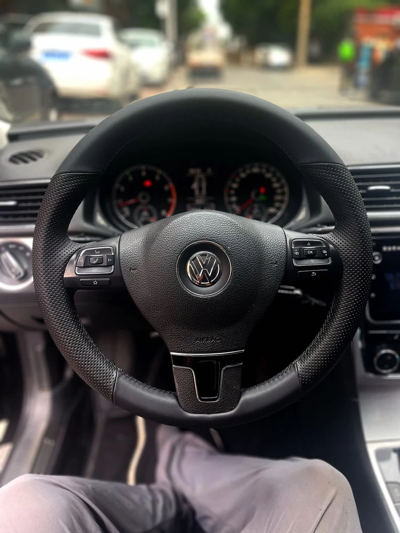 大众迈腾途观朗逸CC高尔夫专车专用手缝全包把套抗菌纳帕方向盘套