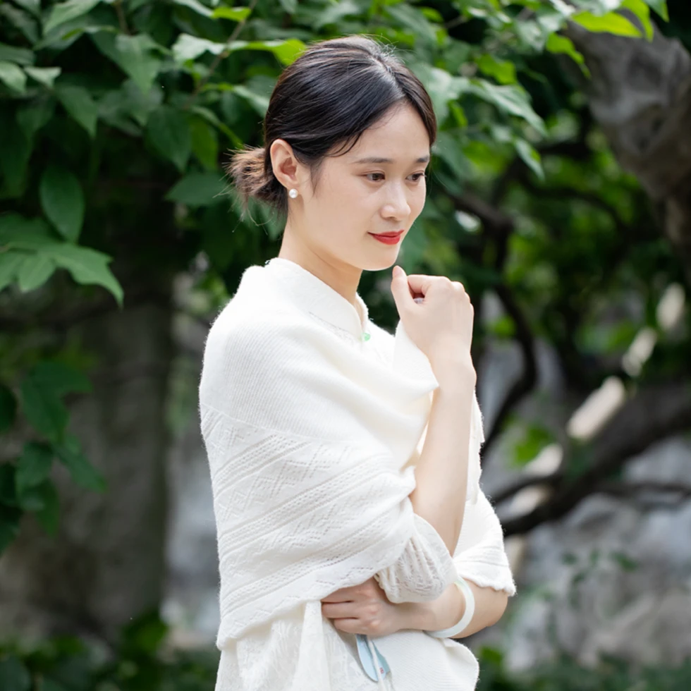 且听吴歌秋季浅色新中式改良宽松版通勤唐装文艺披肩简约休闲百搭