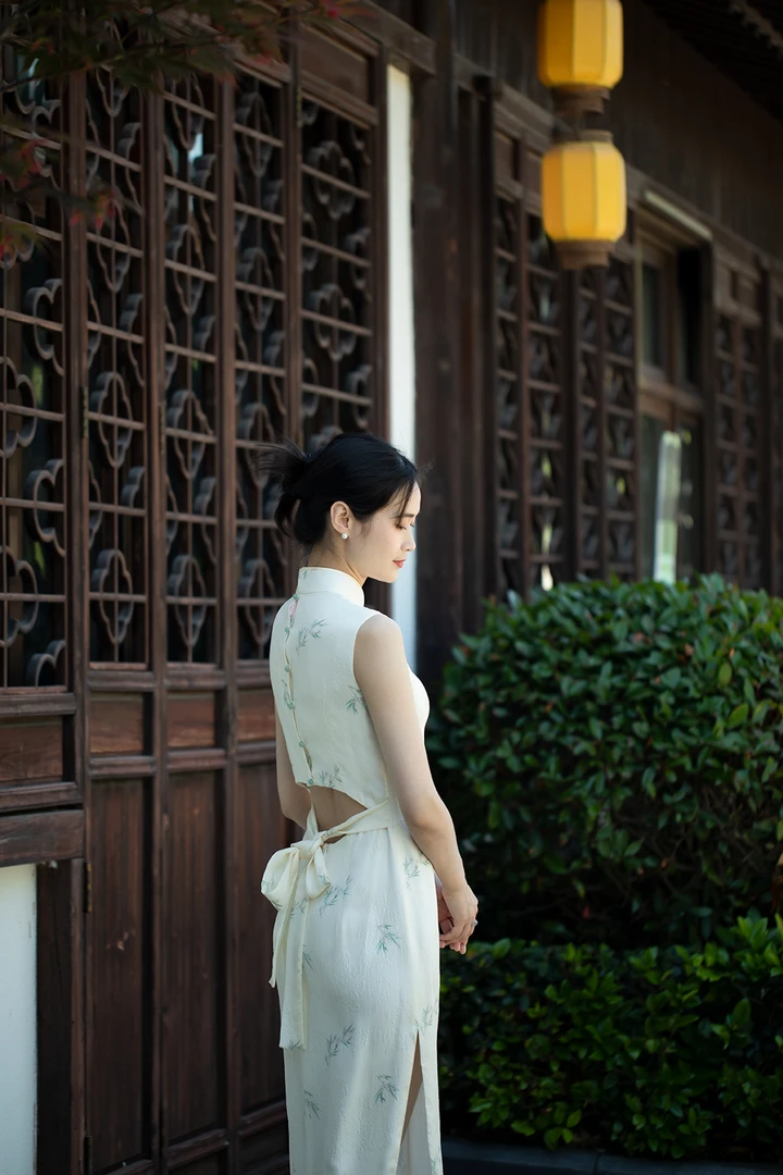 且听吴歌冰清复古氛围长款日常清新气质新中式修身无袖旗袍连衣裙