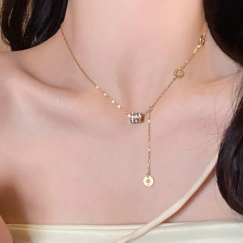 钛钢项链 金色小蛮腰项链轻奢ins小众流苏项链女款锁骨链首饰品潮