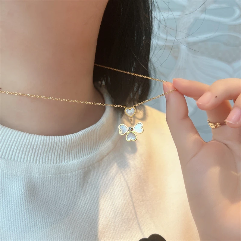 钛钢项链 高级感四叶草项链女锁骨链贝壳片吊坠花朵韩版气质钛钢
