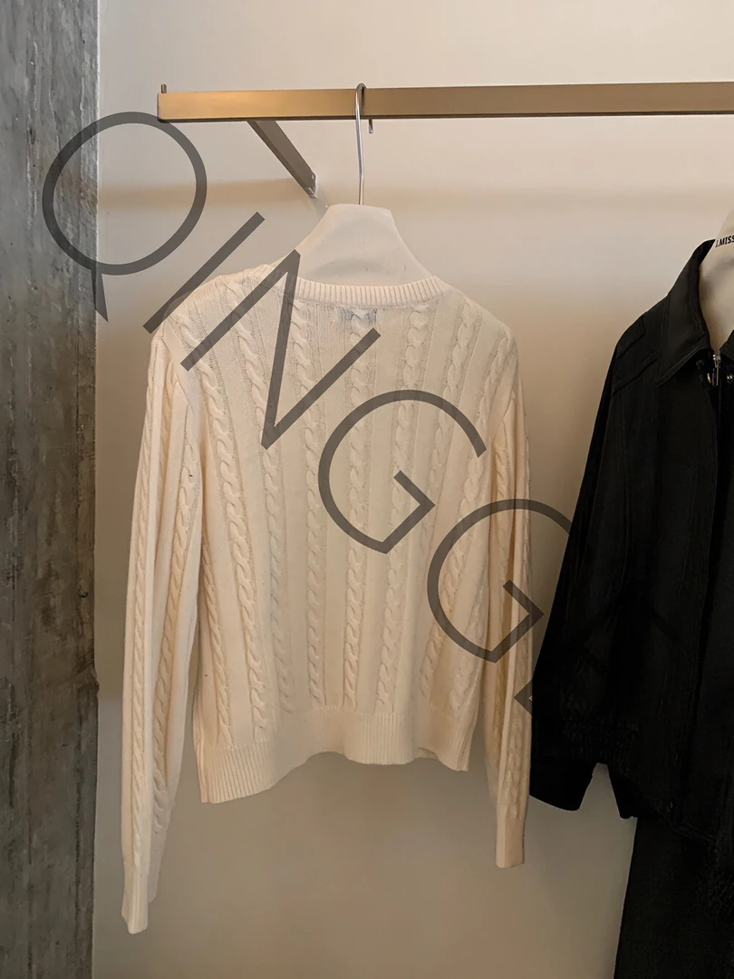 QINGGE 0858 INS风高品质小众风麻花v领慵懒百搭时尚毛衣羊绒衫