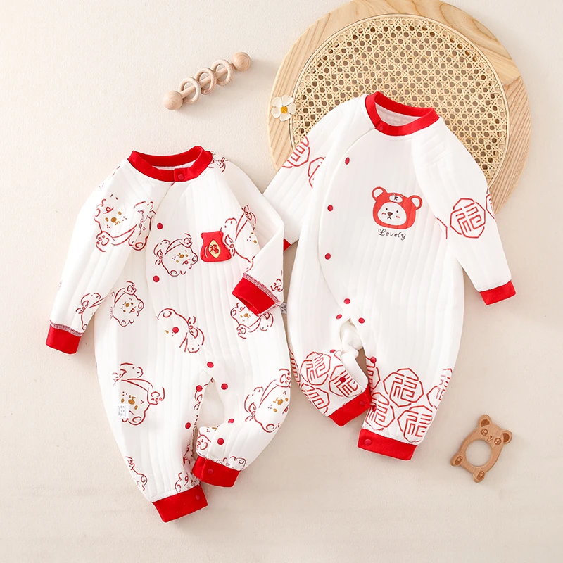 秋冬婴儿连体保暖中厚三层夹棉宝宝衣服大红新生儿衣服满月周岁礼