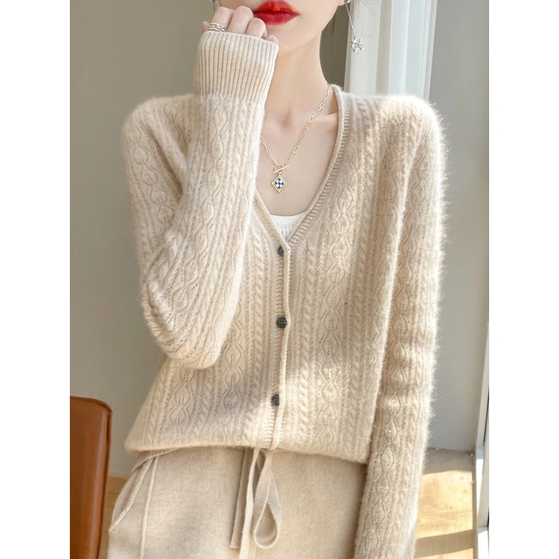 太美了~高定款 100%澳洲羊毛立体浮雕扭花V领显瘦百搭开衫