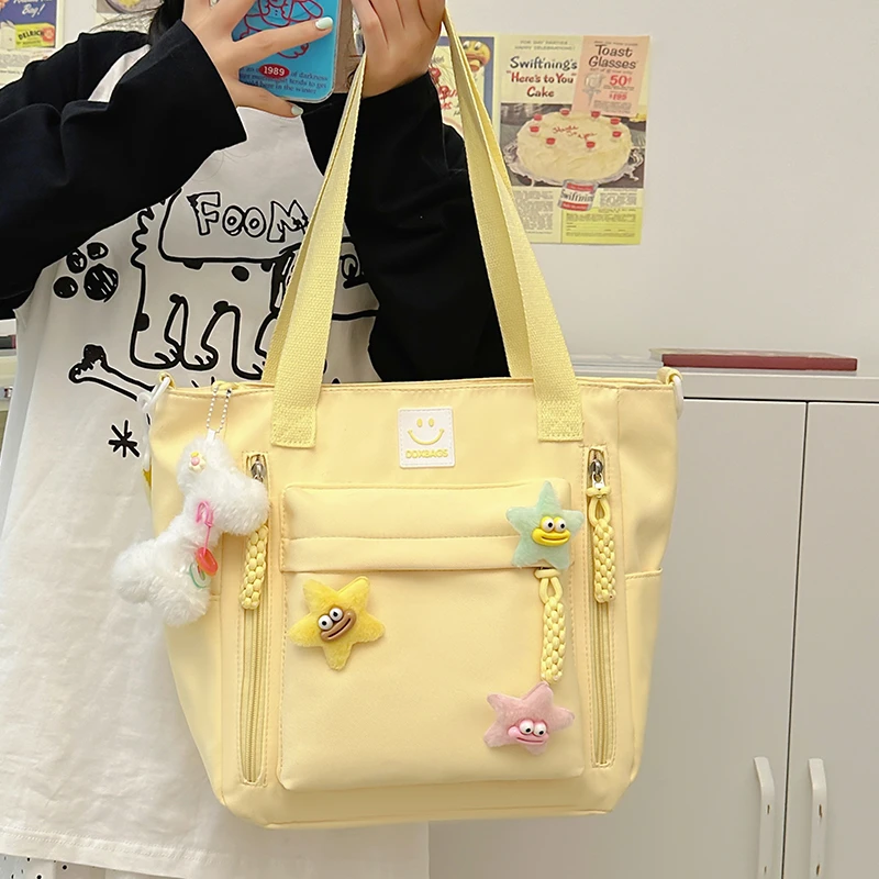 芭特莉单肩包高颜值休闲百搭星星设计感轻便防水包上课逛街斜挎包