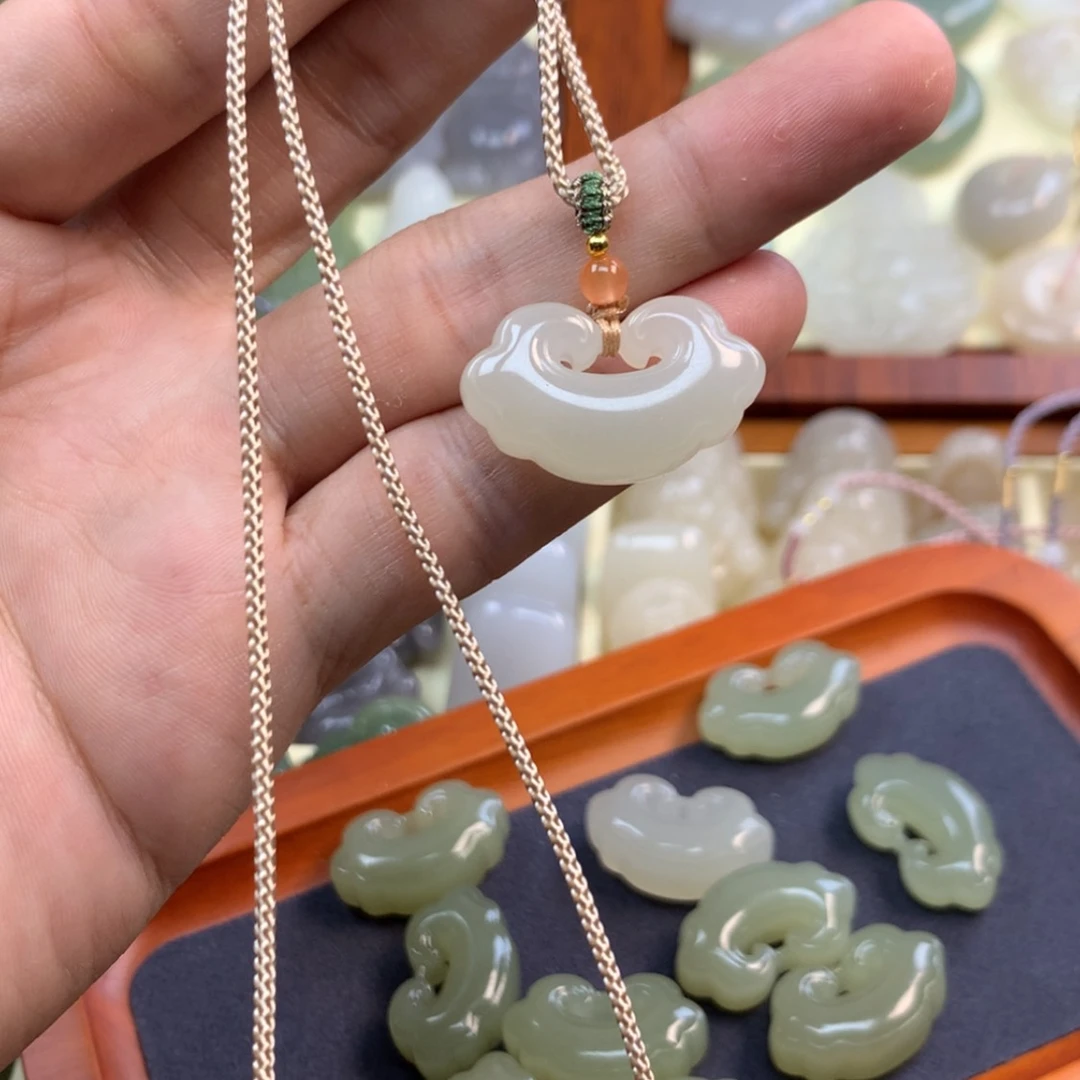 【闪购商品】和田玉吊坠(不含链)未镶嵌馋***嘴