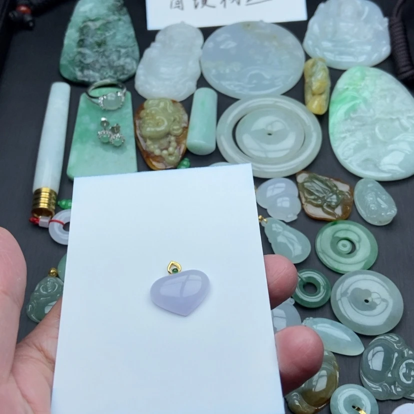 【闪购商品】翡翠颈饰未镶嵌英*