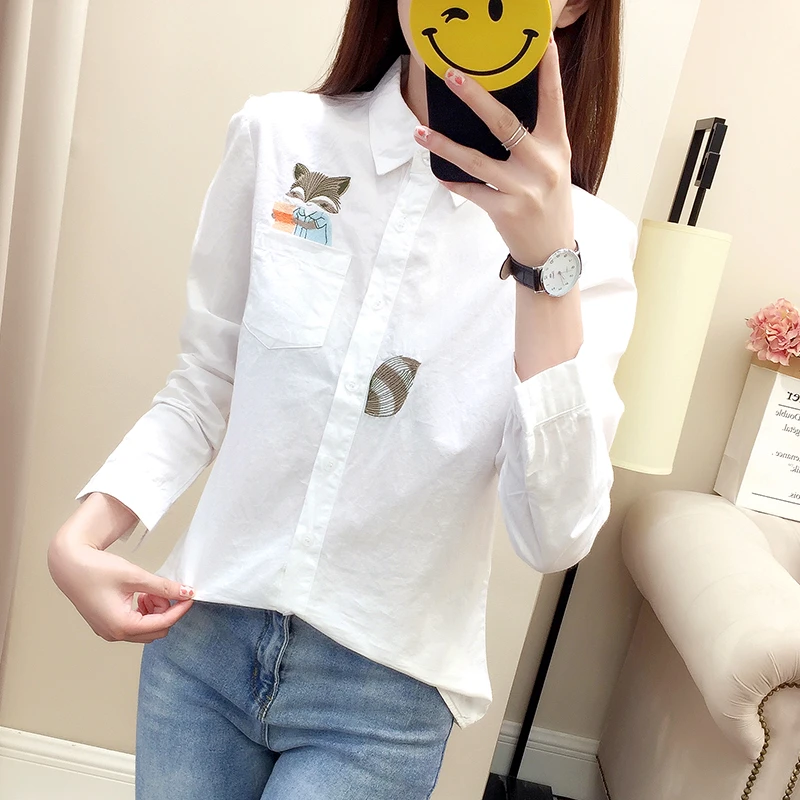 秋季新款日系小清新文艺甜美刺绣学生衬衫翻领内搭打底白色衬衣女