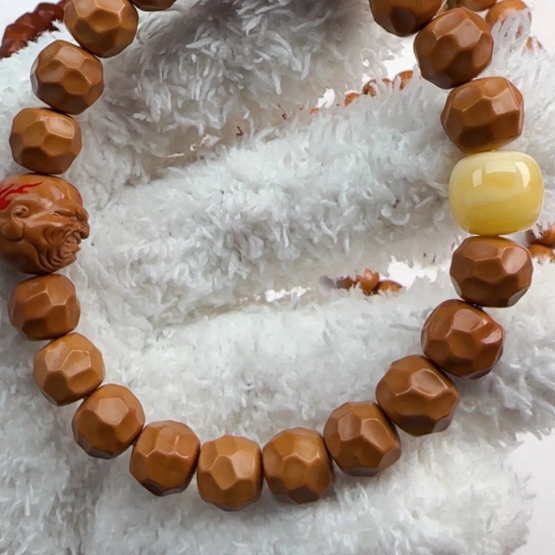 【闪购商品】猴头核桃手串H****o