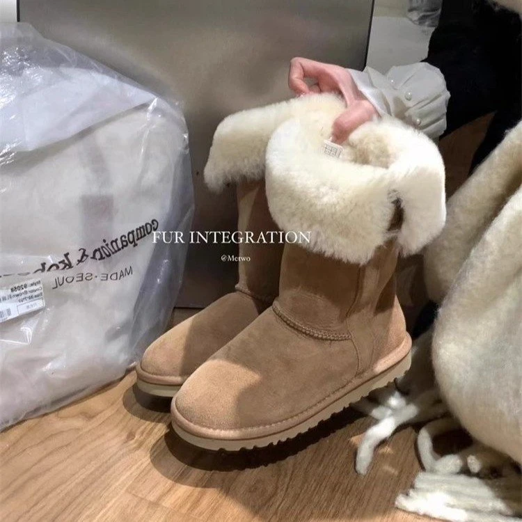 两穿雪地靴女真皮2024年冬季新款厚底中筒毛毛一体加绒加厚棉靴子