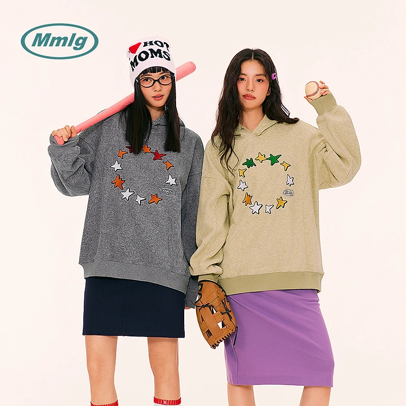 Mmlg2025年冬加绒摇粒绒连帽卫衣胸口趣味图案绣花情侣同款EQA022