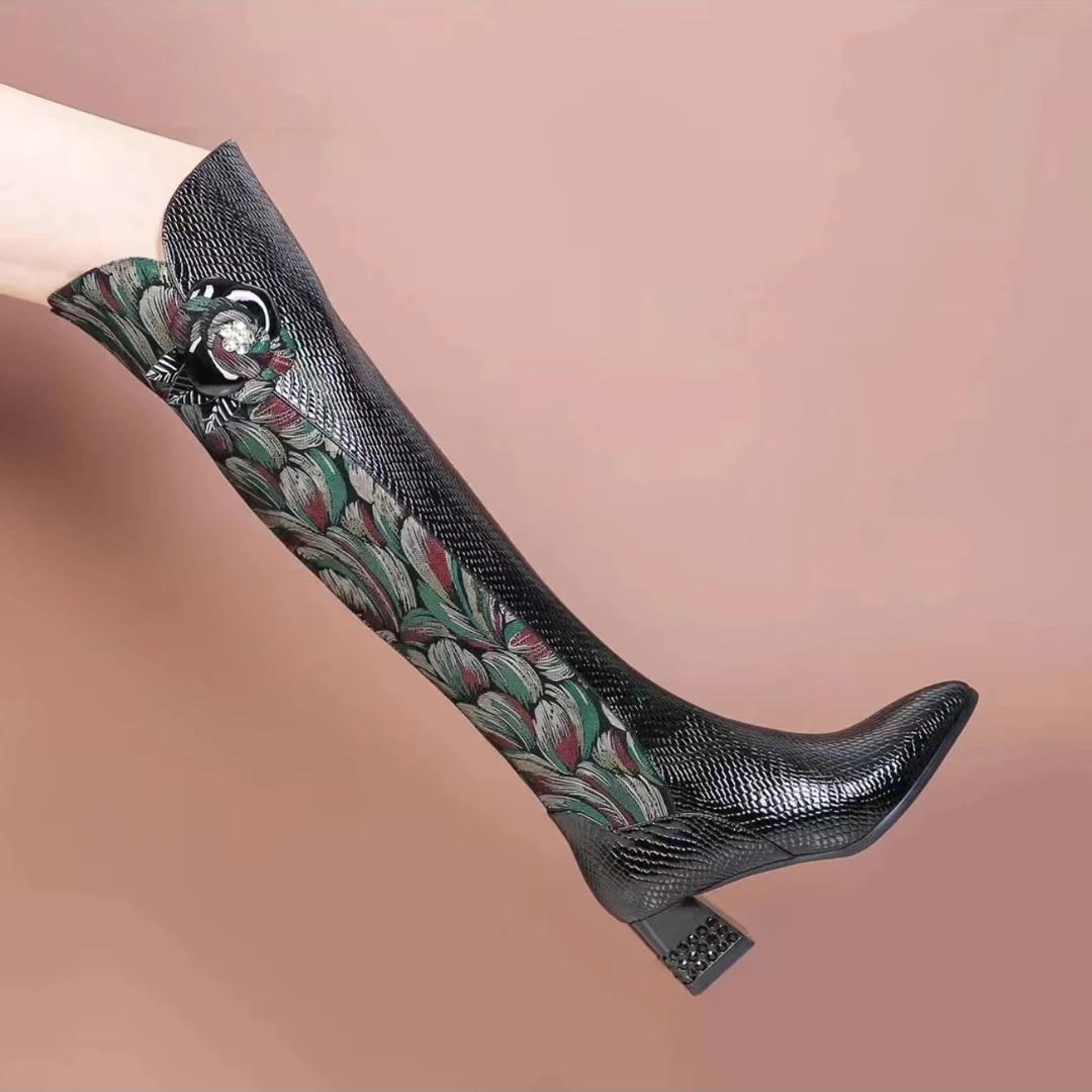 时尚百搭镂空粗跟高跟长靴高筒尖头时装靴310