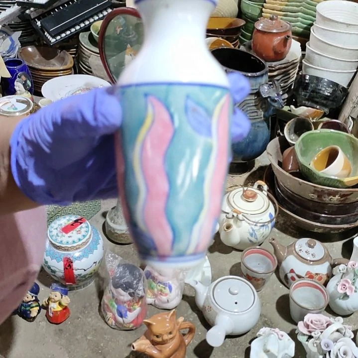 摆件陶瓷盘子碗啥都有