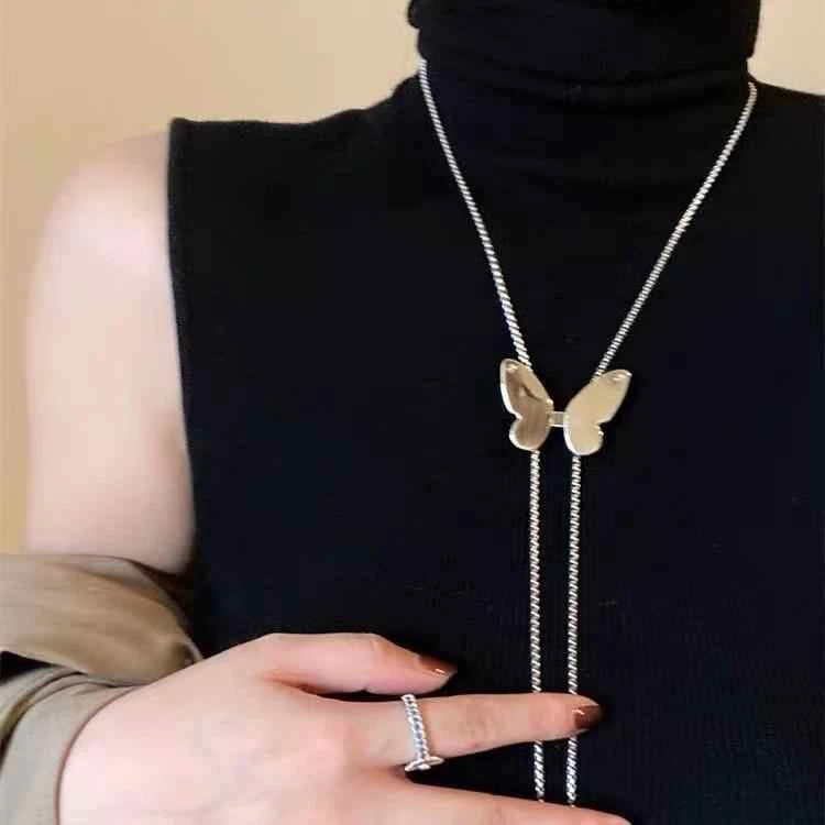 毛衣链秋冬轻奢高级感女装饰项链配饰ins冷淡风蝴蝶可抽拉卫衣链