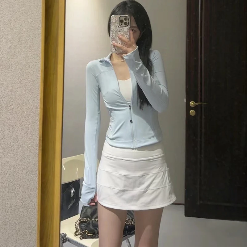 奶昔白中腰运动百褶短裙 2832